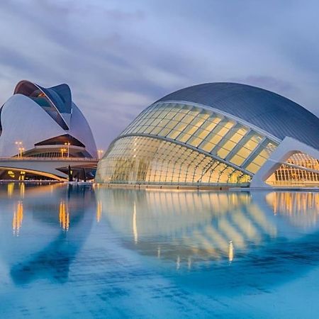 Valencia Las Artes Y Ciencias + Garaje + Netflix エクステリア 写真